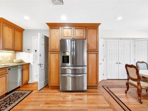 21 Barnaby Lane, Hartsdale NY 10530