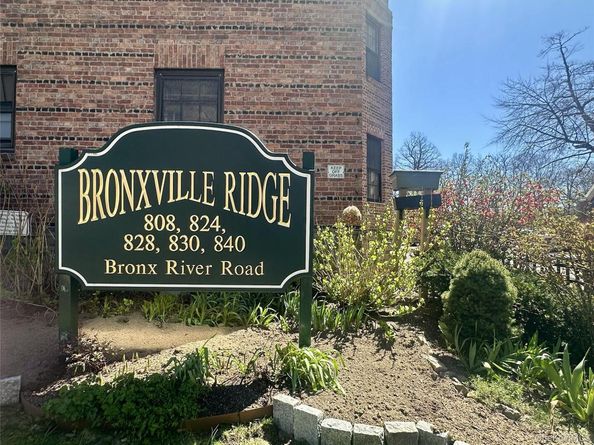 808 Bronx River Road 4E, Bronxville NY 10708