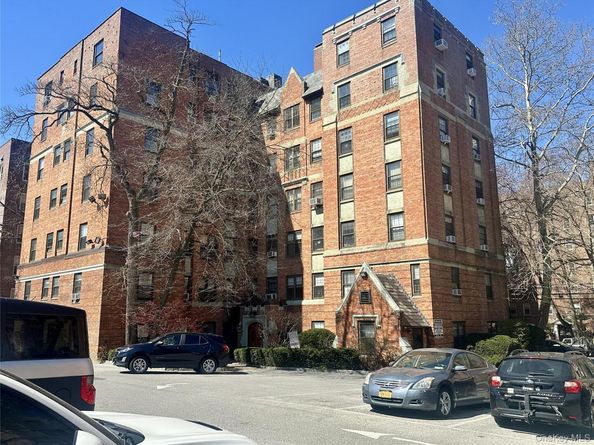 808 Bronx River Road 4E, Bronxville NY 10708