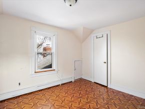 216 Elizabeth Street, Inwood NY 11096