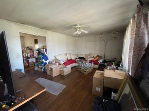 607 Osborn Avenue, Riverhead NY 11901