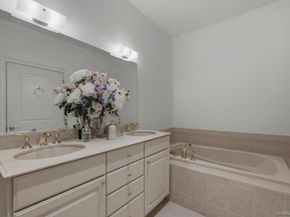 923 Roosevelt Way, Westbury NY 11590