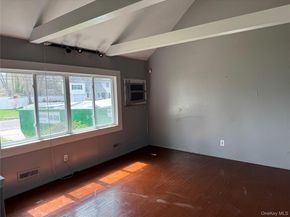 41 Princeton Street, Bay Shore NY 11706