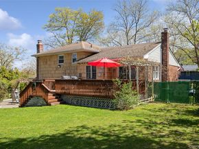 5 Highpoint Drive, Huntington NY 11743