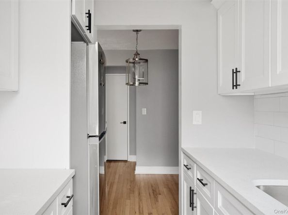 134 Ravine Avenue 3B, Yonkers NY 10701