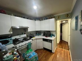 354 Beachview Street, Copiague NY 11726