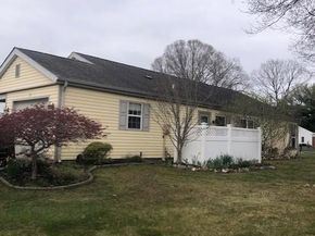 8 Coventry Court, Ridge NY 11961