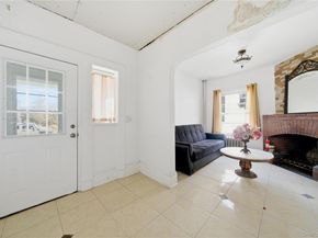 1046 Dickens Street, Far Rockaway NY 11691