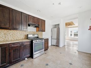 1046 Dickens Street, Far Rockaway NY 11691