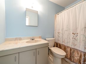 195 N Centre Avenue 25, Rockville Centre NY 11570