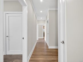 100 Garvies Point Road 1304, Glen Cove NY 11542