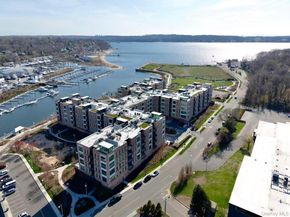 100 Garvies Point Road 1304, Glen Cove NY 11542