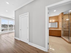 100 Garvies Point Road 1304, Glen Cove NY 11542