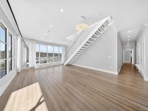 100 Garvies Point Road 1304, Glen Cove NY 11542
