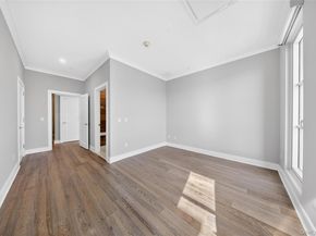 100 Garvies Point Road 1304, Glen Cove NY 11542