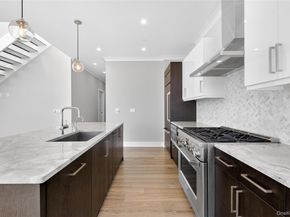 100 Garvies Point Road 1304, Glen Cove NY 11542