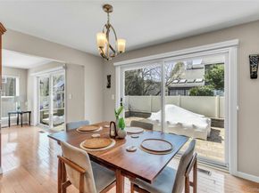 18 Daisy Court, Farmingdale NY 11735