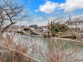 197 Blackheath Road, Lido Beach NY 11561