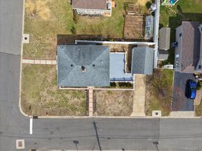9 Cabot Road W, Massapequa NY 11758