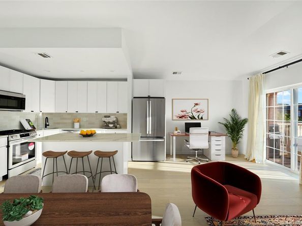 3-17 Endeavor Place C, College Point NY 11356