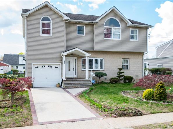 188 Beechwood Avenue, Roosevelt NY 11575