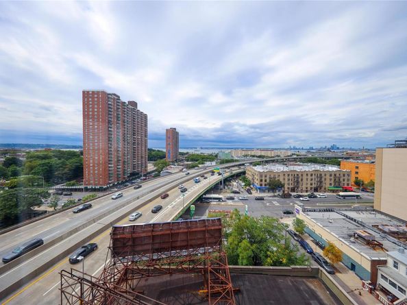 420 64th Street 11B, Brooklyn NY 11220