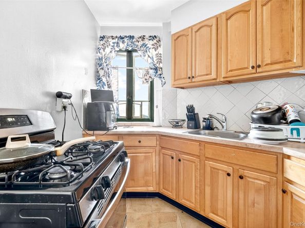 1314 Virginia Avenue 6G, Bronx NY 10462