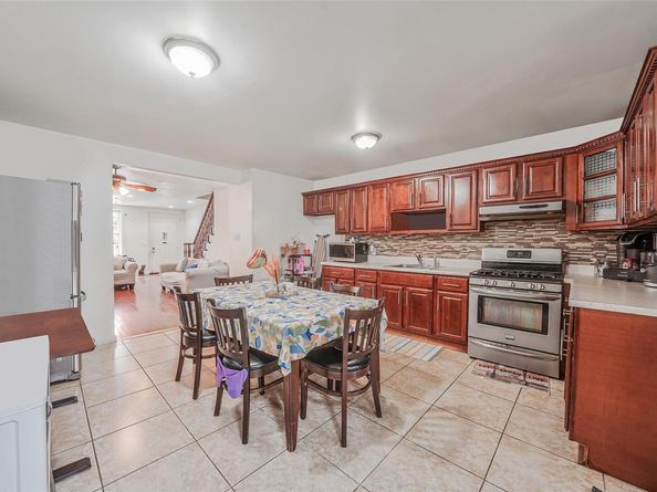 1285A Saint Marks Avenue, Brooklyn NY 11213