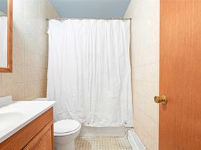 Undisclosed Address #880867, Flushing NY 11354