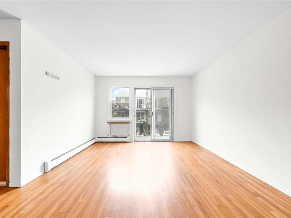Undisclosed Address #880867, Flushing NY 11354