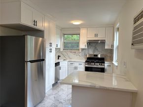 255-31 75 Avenue 2nd Floor, Glen Oaks NY 11004