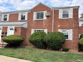 255-31 75 Avenue 2nd Floor, Glen Oaks NY 11004