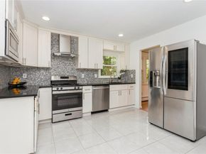 105 Sprague Road, Scarsdale NY 10583