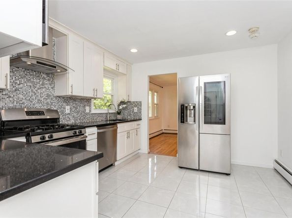 105 Sprague Road, Scarsdale NY 10583