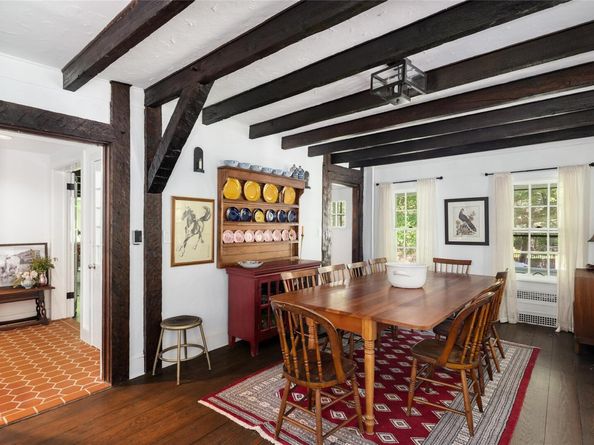 69 Whippoorwill Road, Armonk NY 10504