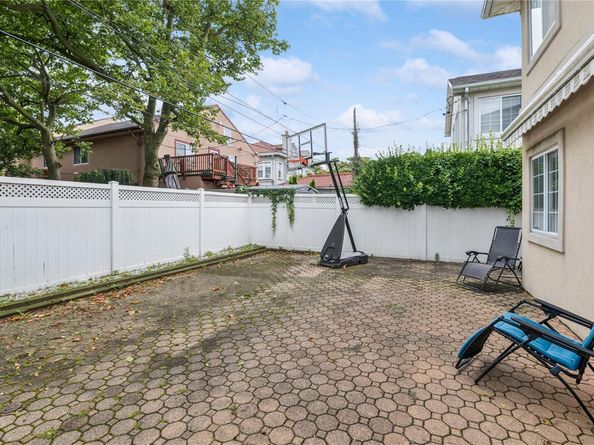 230 W Beech Street, Long Beach NY 11561