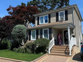 101 Harris Avenue, Freeport NY 11520