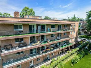 30 Barstow Road N 3C, Great Neck NY 11021