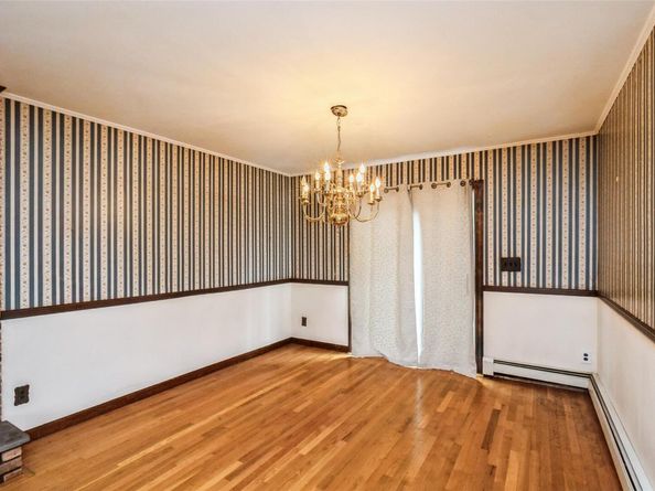 29 Cornell Street, East Northport NY 11731