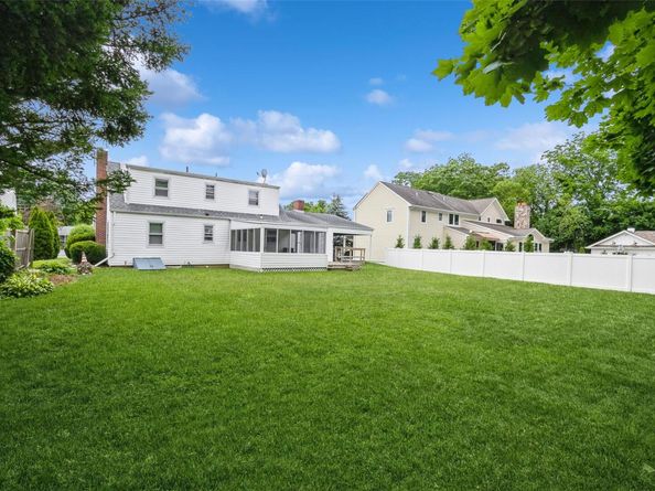 29 Cornell Street, East Northport NY 11731
