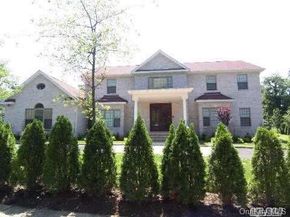 52 Snapdragon Lane, Roslyn Heights NY 11577