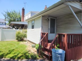 14 W Argyle Street, Valley Stream NY 11580