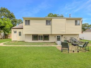 18 Mallard Avenue, Selden NY 11784