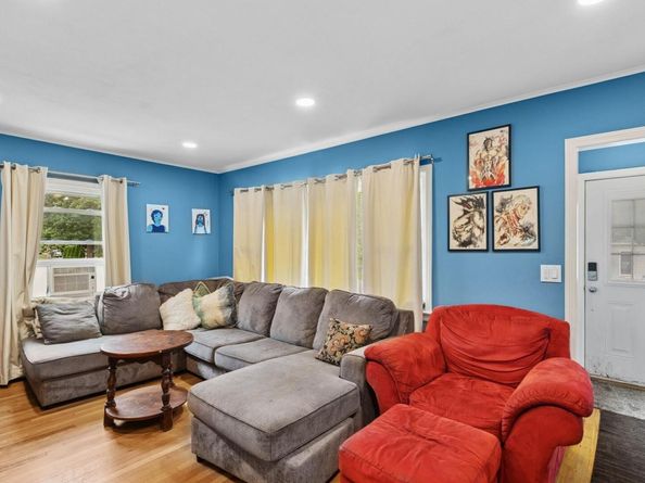 32 Smith Lane, Middle Island NY 11953