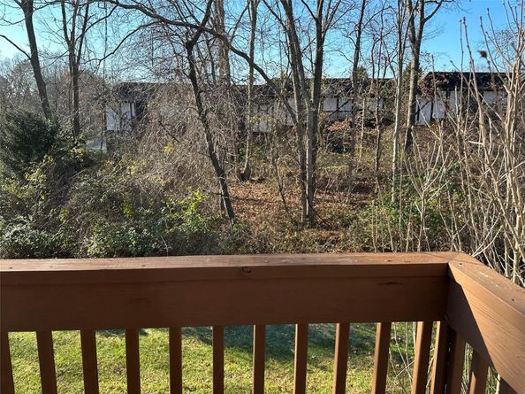 94 Bailey Court 94, Middle Island NY 11953