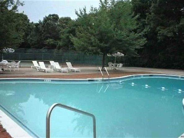 94 Bailey Court 94, Middle Island NY 11953