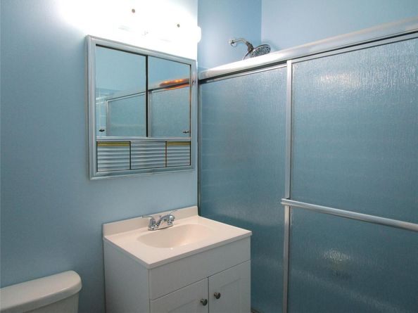 20 Daley Place 225, Lynbrook NY 11563