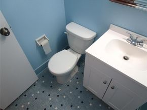 20 Daley Place 225, Lynbrook NY 11563