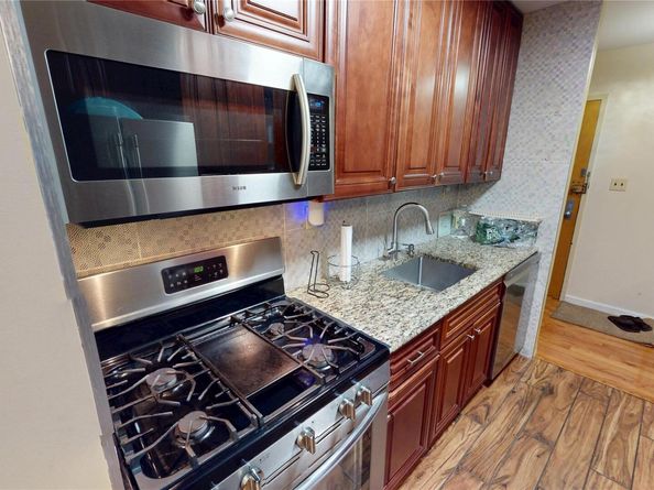 2 Fountain Lane 2P, Scarsdale NY 10583