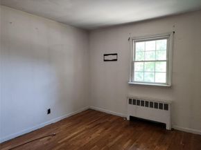 20 Marilynn Street, East Islip NY 11730